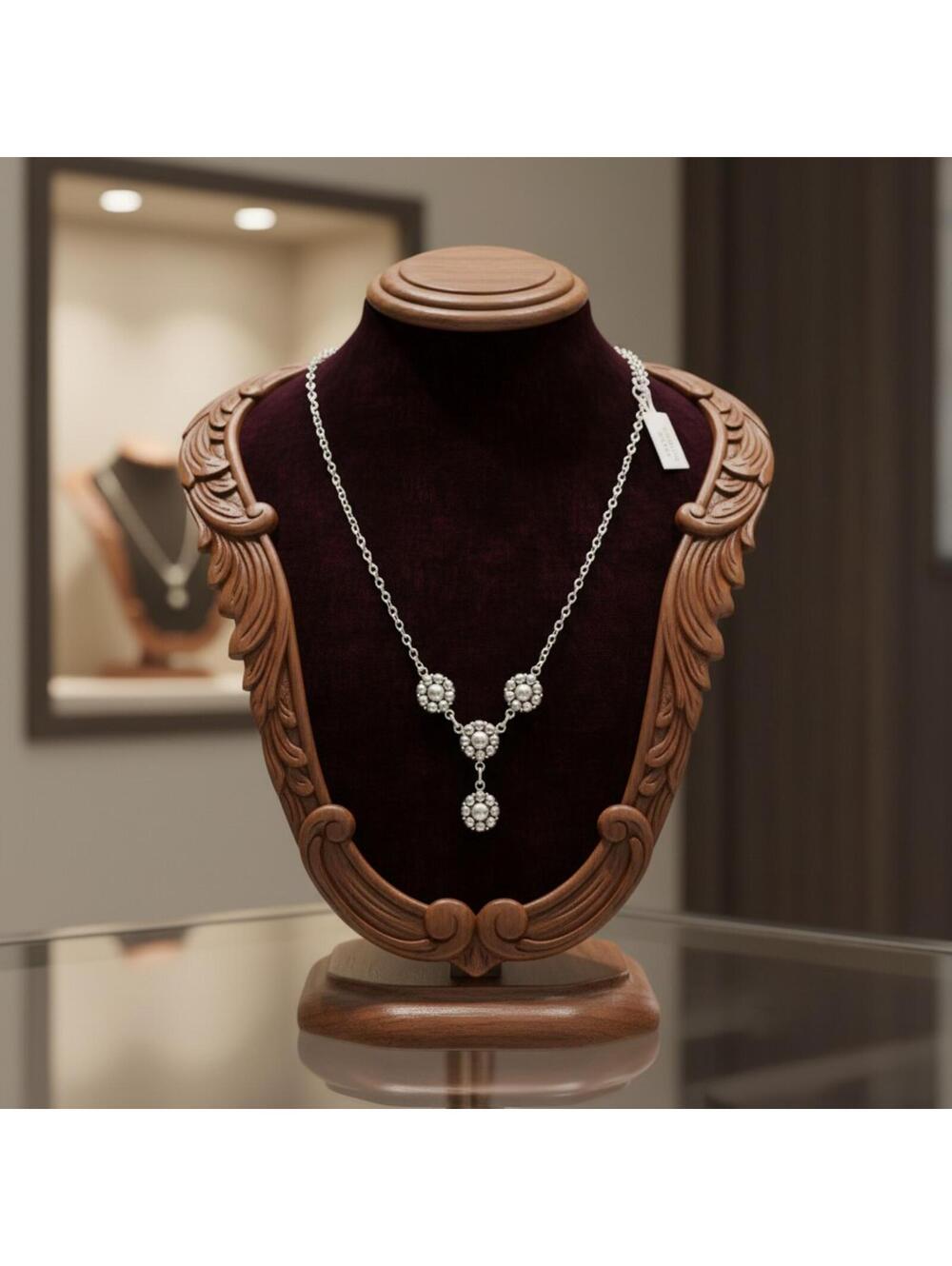 Vintage-Inspired Sterling Silver Round Cluster Drop Y Lariat Necklace $290